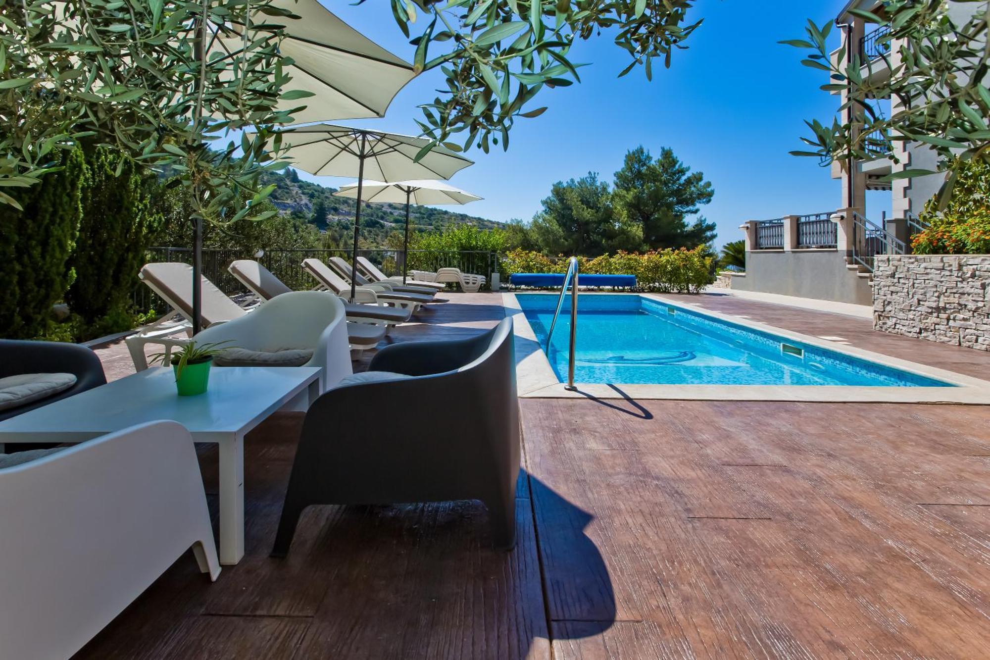 Luxurious Apartments Maslina With Beach Milna  Bagian luar foto